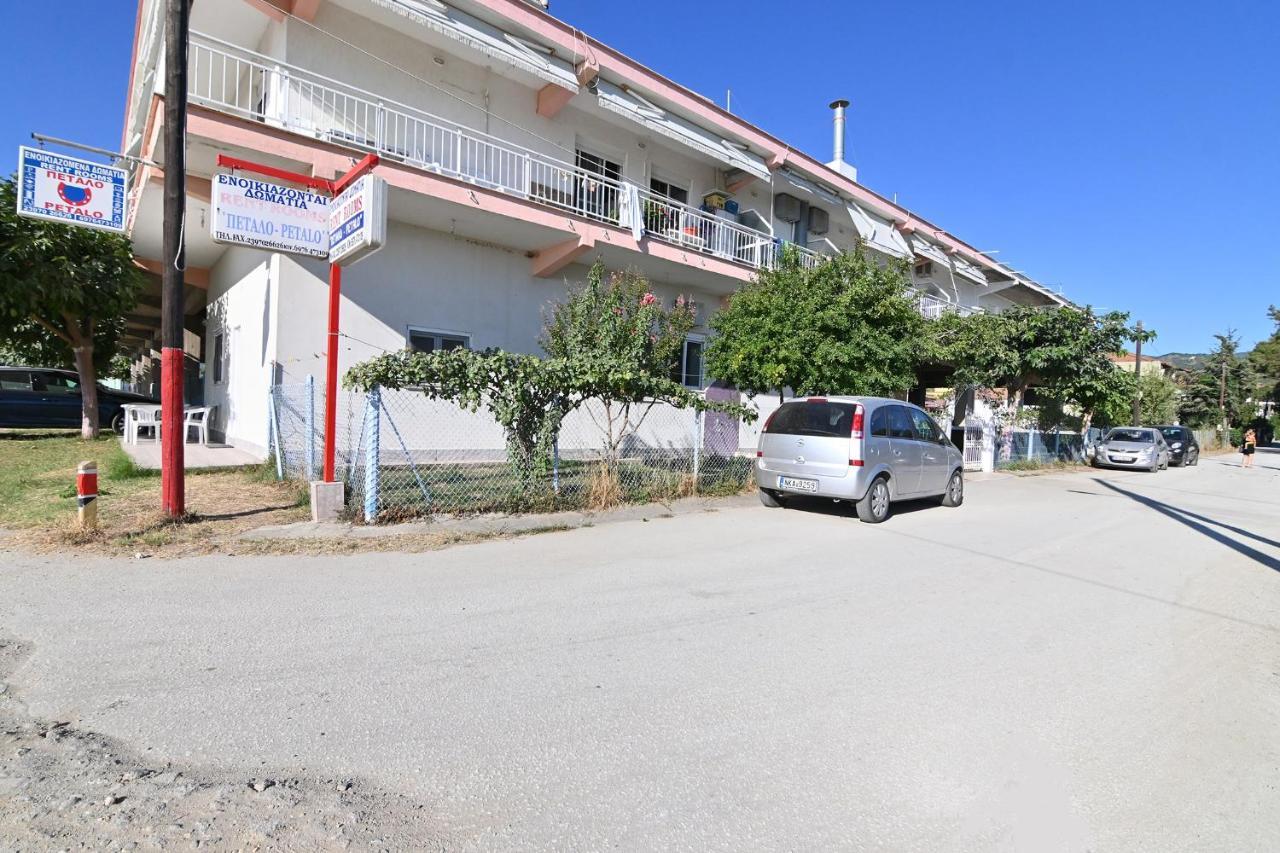 Greece Asprovalta Rooms Accomodation Apartment Hotel Petalo エクステリア 写真