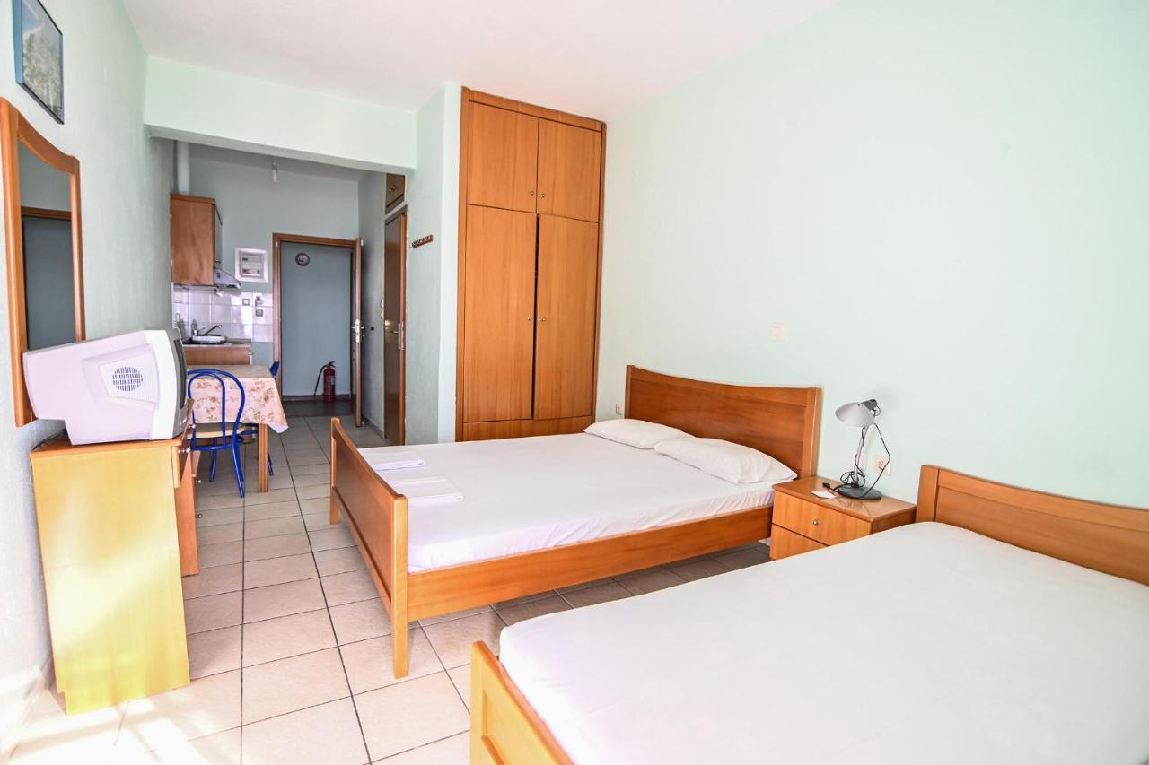 Greece Asprovalta Rooms Accomodation Apartment Hotel Petalo エクステリア 写真